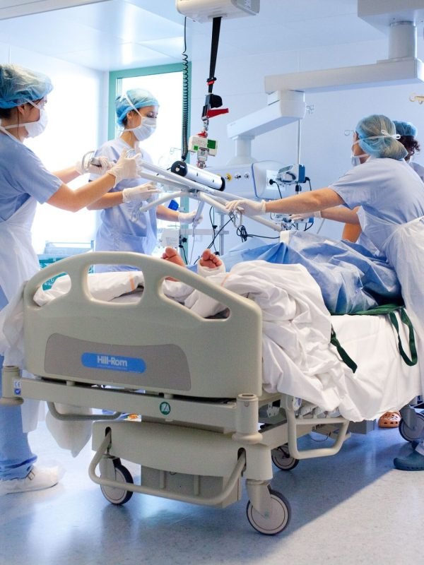 Editorial use only  
Support for a burn patient at the Emergency department, Bordeaux hospital, France.